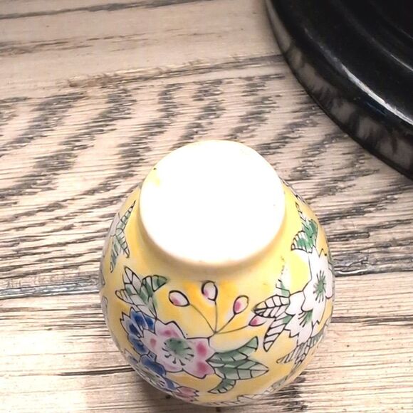 Japanese Yellow Floral Mini Bud Vase Cottagecore Grand Millenial Collector - Picture 5 of 8